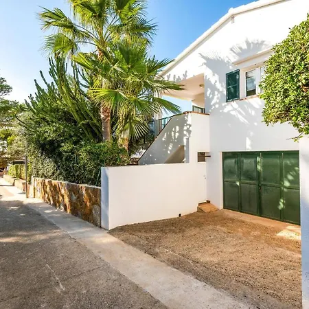 Villa Toymi By